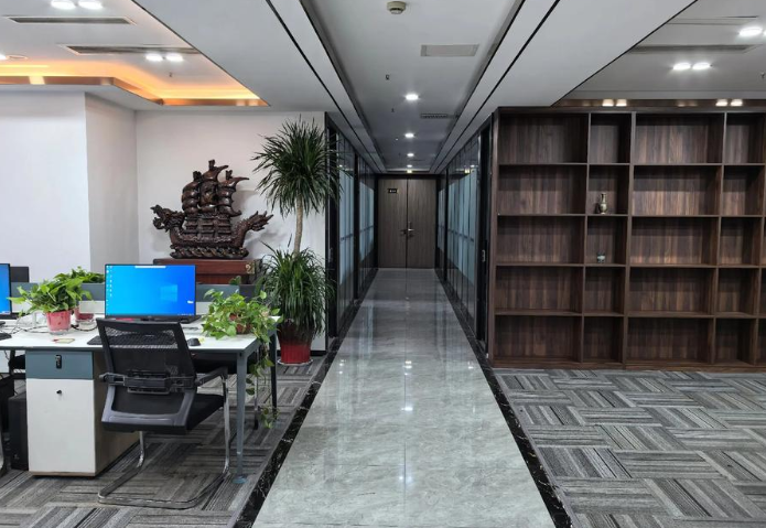 微盟汇建站技术架构解析：企业级网站建设方案的核心优势